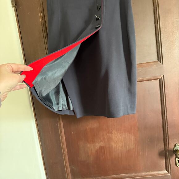 ROGER SAKOUN Paris | 80s Vintage Navy Wool Wrap Skirt with Unique Buttons | 46 - Picture 5 of 9